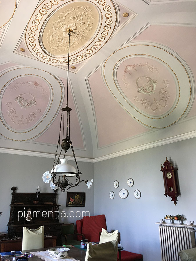 classic hand painted ceiling ornamens