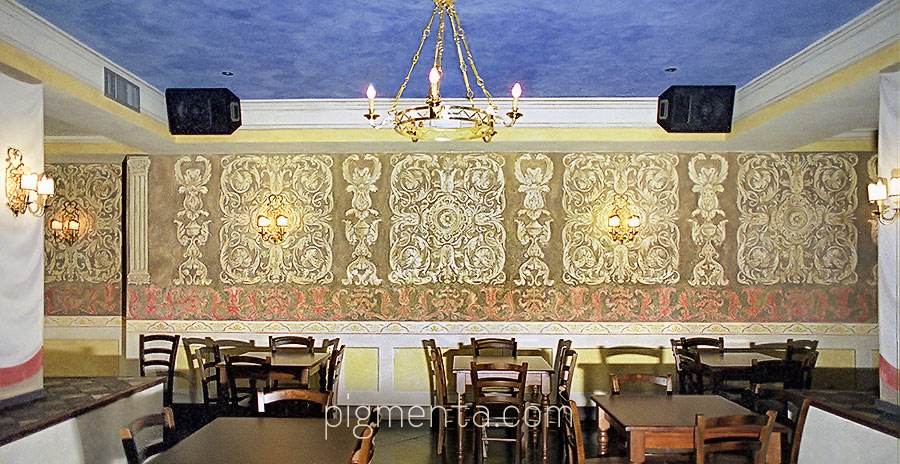 ristorante con decorazioni barocche - Milano