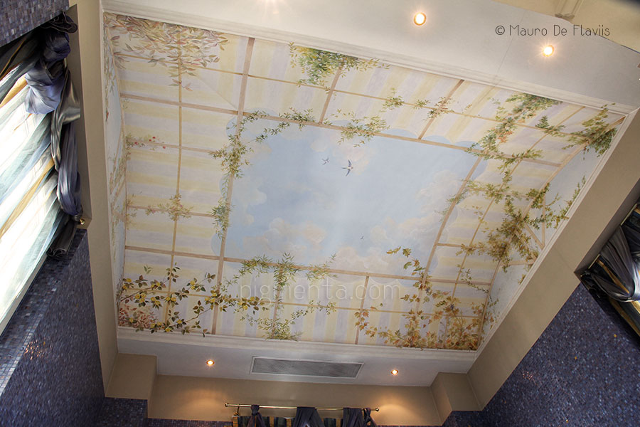 Velarium dipinto su soffitto con nuvole. Pigmenta decorazioni.